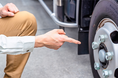 車両の日常点検・整備の実施